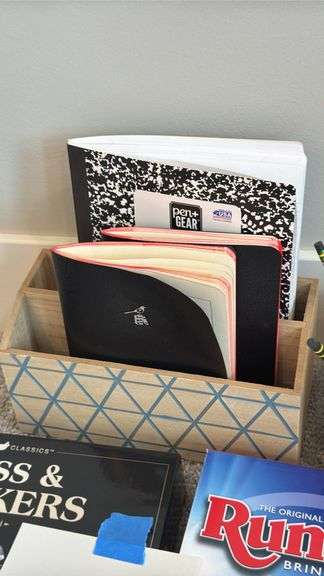 MISC HOME DECOR LOT - SEE PHOTOS