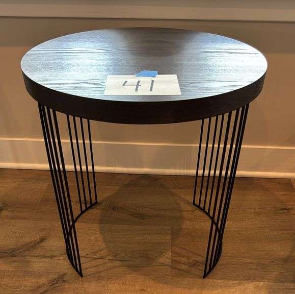DARK WOOD END TABLE