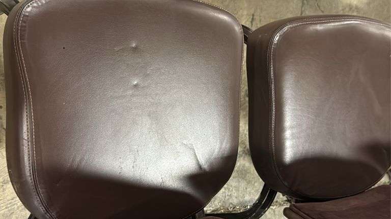 (4) STACKING BANQUET CHAIRS