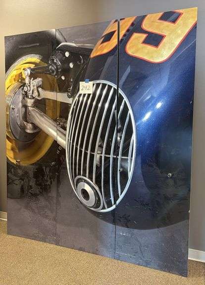 3-PANEL IMS MUSEUM DISPLAY - Earl's Auction Company