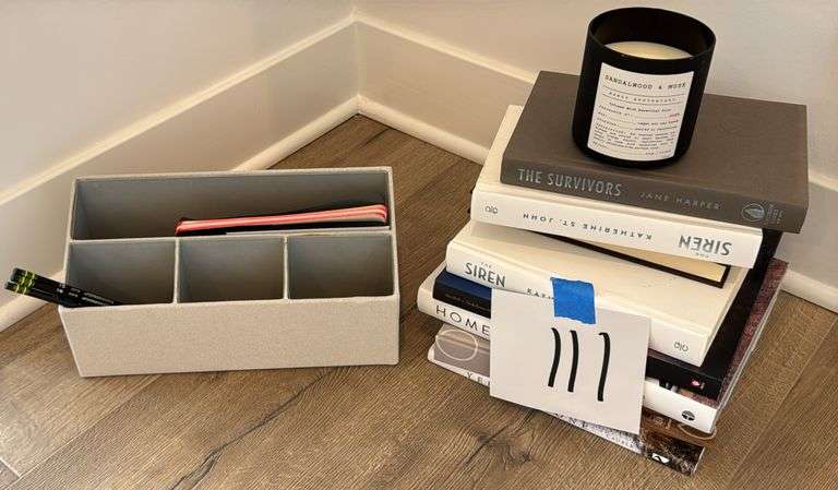 MISC LOT OF HOME DECOR - SEE PHOTOS