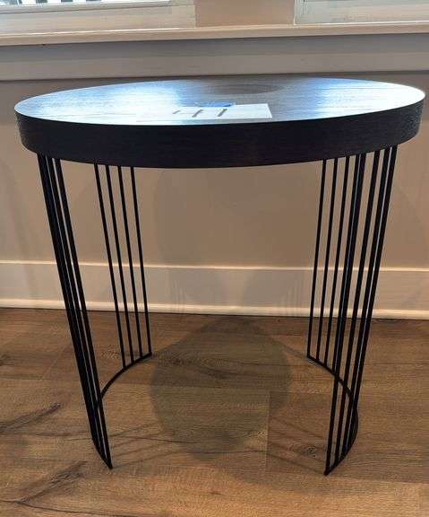 DARK WOOD END TABLE