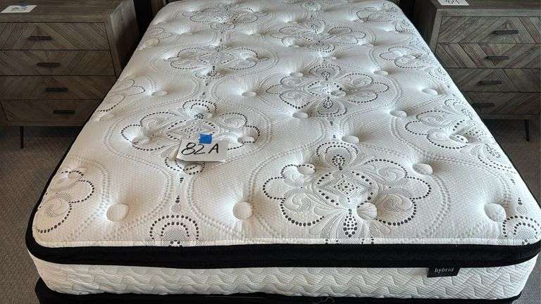 FULL SIZE MATTRESS & BOXSPRING