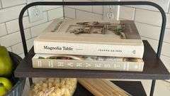 MISC HOME DECOR LOT - SEE PHOTOS