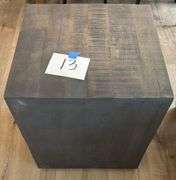 SQUARE WOOD END TABLE