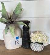 3PC HOME DECOR LOT - SEE PHOTOS