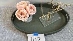 MISC HOME DECOR LOT - SEE PHOTOS