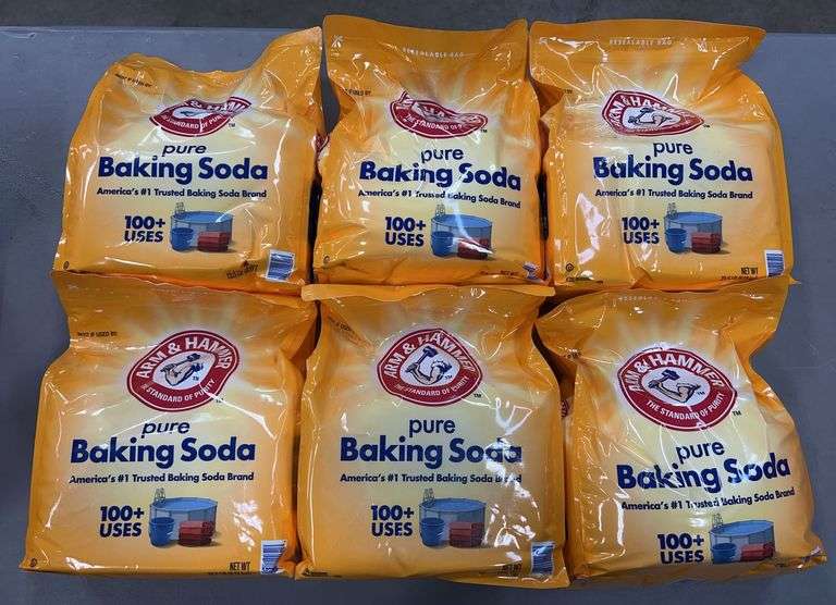 (6) BAGS OF ARM & HAMMER BAKING SODA