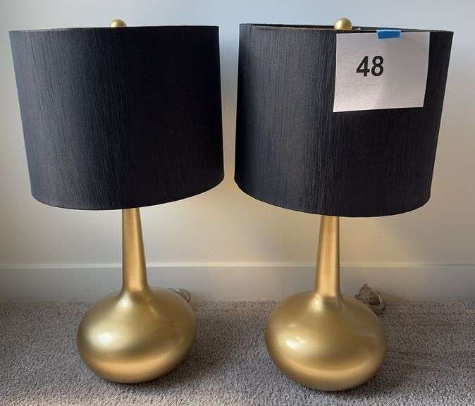 (2) TABLE LAMPS W/ SHADES - BLACK/ GOLD