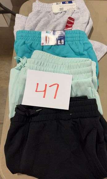 (4) WOMENS ATHLETIC SHORTS SIZE XL