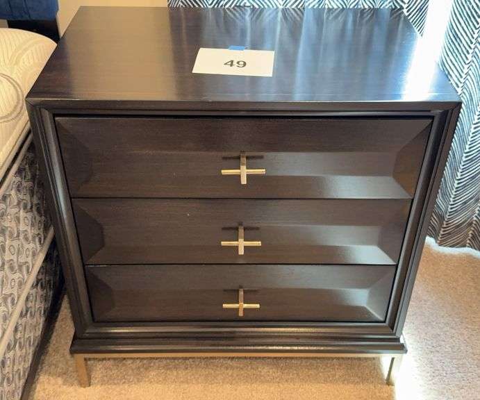 3-DRAWER WOOD NIGHTSTAND