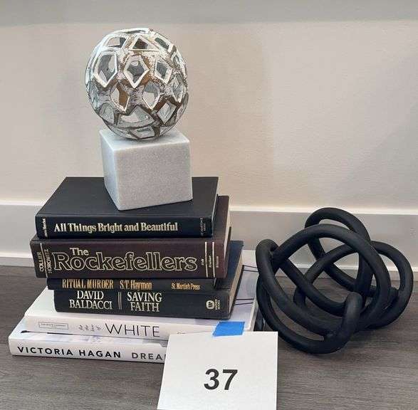 MISC LOT OF HOME DECOR