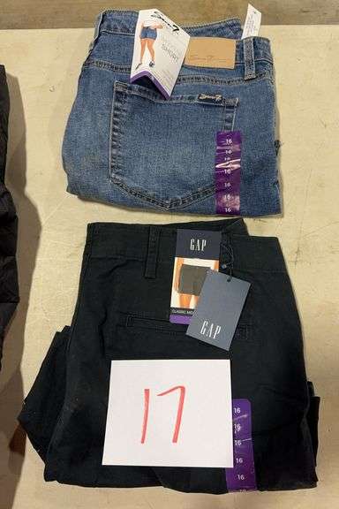 (2) WOMENS SHORTS SIZE 16