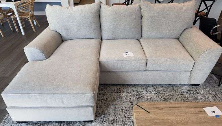 REVERSIBLE CHAISE SECTIONAL SOFA - LIGHT GREY