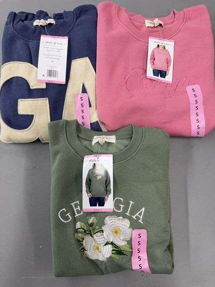 (3) WOMENS GEORGIA CREWNECKS SIZE SMALL