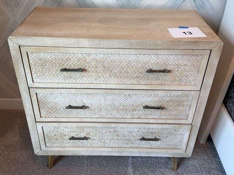 3-DRAWER CHEST