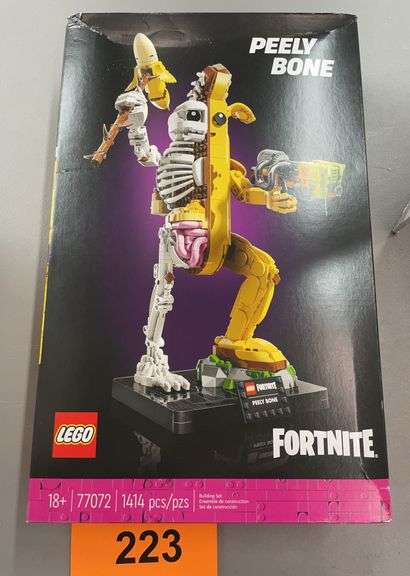 Peely Set NEW LEGO FORTNITE PEELY BONE SET IN BOX - Earl's Auction Company