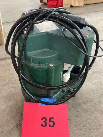 ZOELLER SUBMERSIBLE PUMP