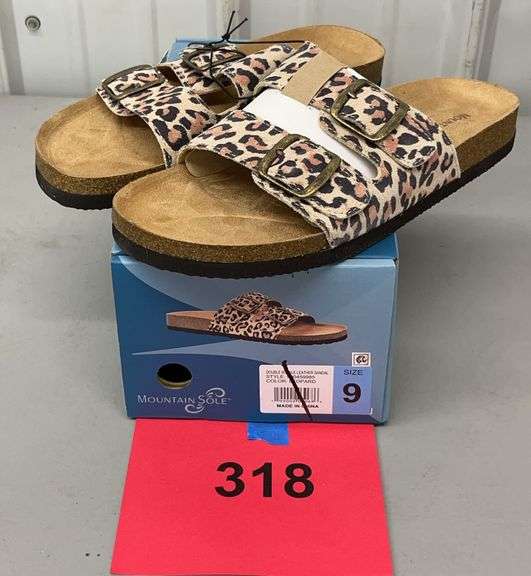 WOMENS MOUNTAIN SOLE SANDALS SIZE 9