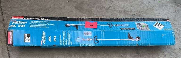 MAKITA 40V CORDLESS GRASS TRIMMER IN BOX