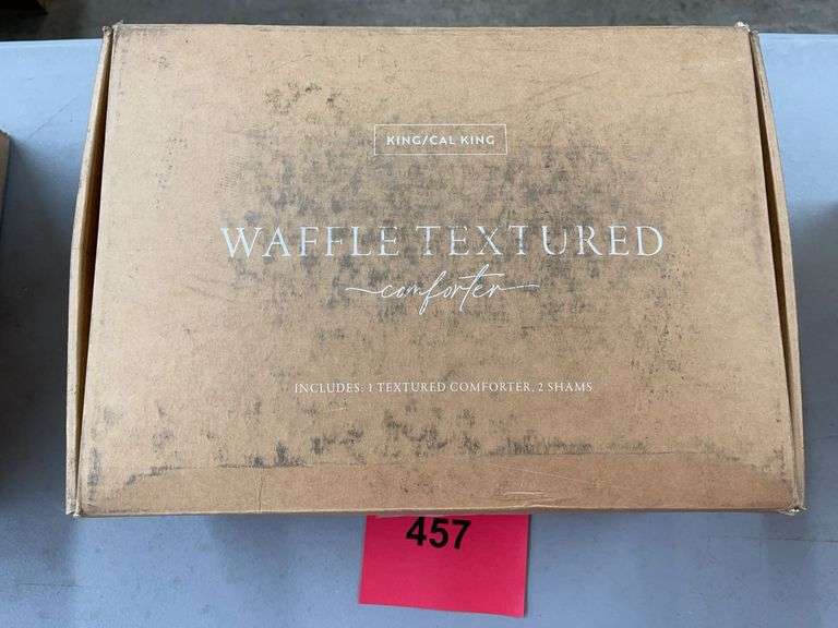 KING/ CAL KING WAFFLE TEXTURED 3PC COMFORTER SET IN BOX