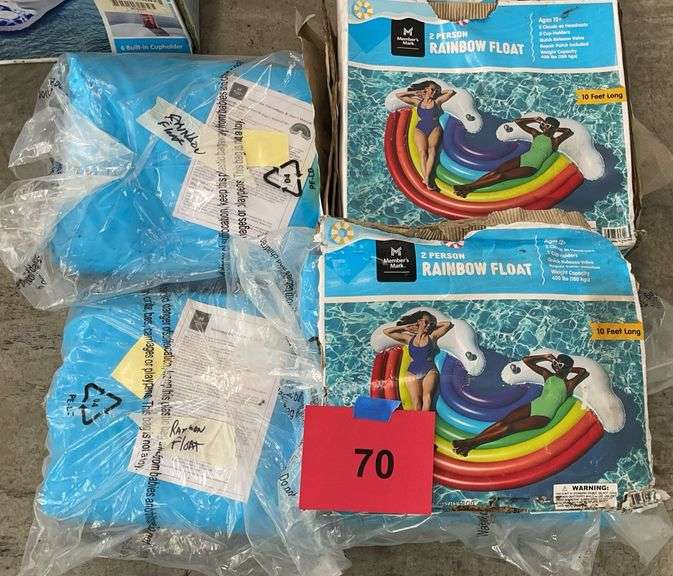 AS IS- (4) RAINBOW FLOATS IN BOX