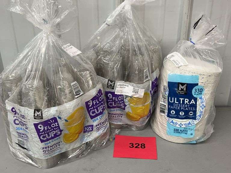 MISC LOT OF DISPOSABLE SERVEWARE - SEE PHOTOS