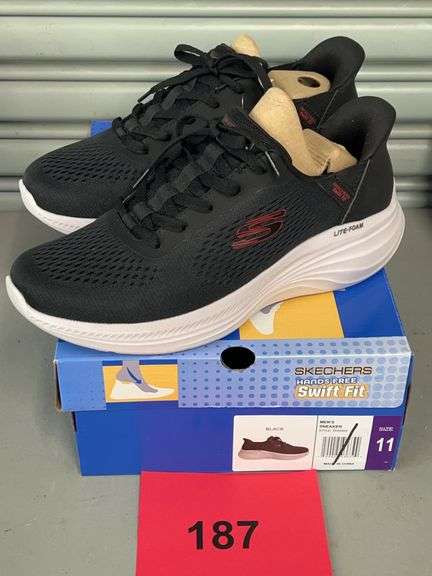 MENS SKECHERS SHOES SIZE 10