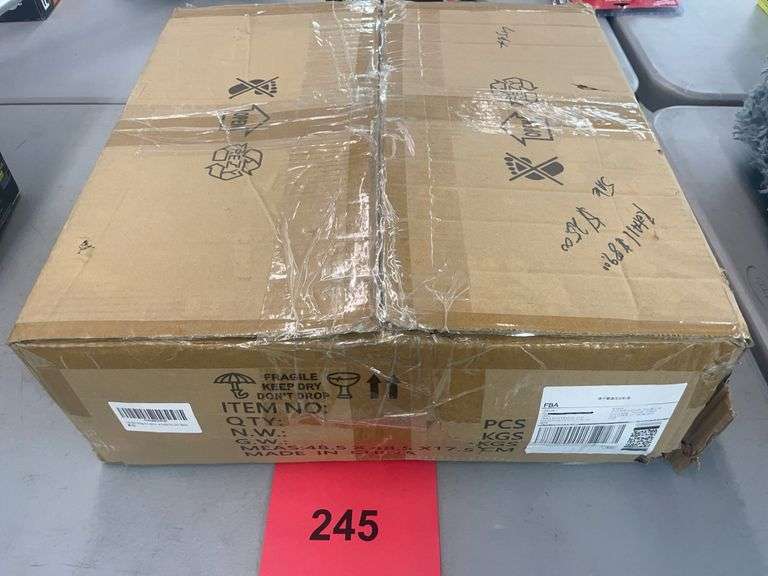 CEILING FAN W/ LIGHT IN BOX