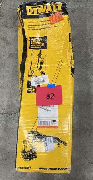 DEWALT UNIVERSAL ATTACHMENT STRING TRIMMER IN BOX