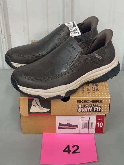 MENS SKECHERS SHOES SIZE 10