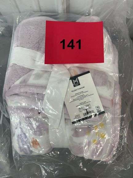 PLUSH THROW BLANKET