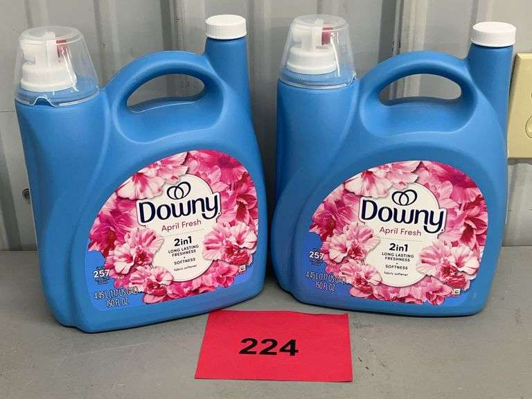 (2) JUGS OF DOWNY FABRIC SOFTENER