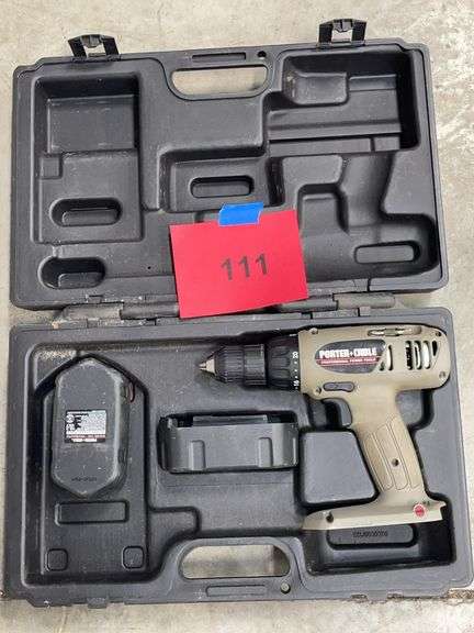 PRE-OWNED PORTER CABLE 1/2" DRILL/ DRIVER KIT IN CASE