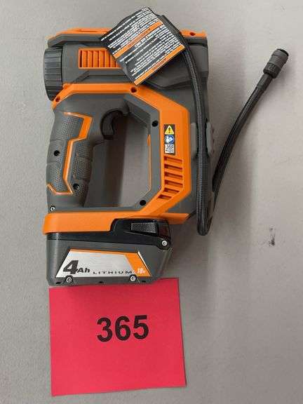 RIDGID 18V INFLATOR W/ BATTERY