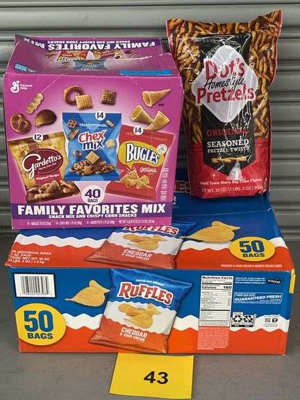 4PC SNACK LOT - CHIP VARIETY PACKS & PRETZELS