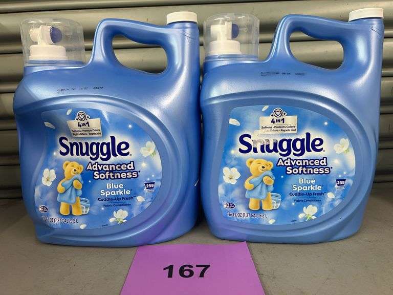 (2) JUGS OF SNUGGLE BLUE SPARKLE FABRIC CONDITIONER