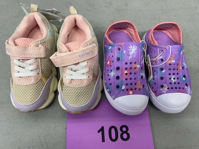 (2) PAIRS OF GIRLS SHOES SIZE 8
