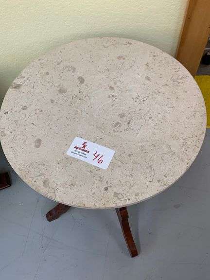 VICTORIAN PARLOR TABLE W/ MARBLE TOP 28HX 20