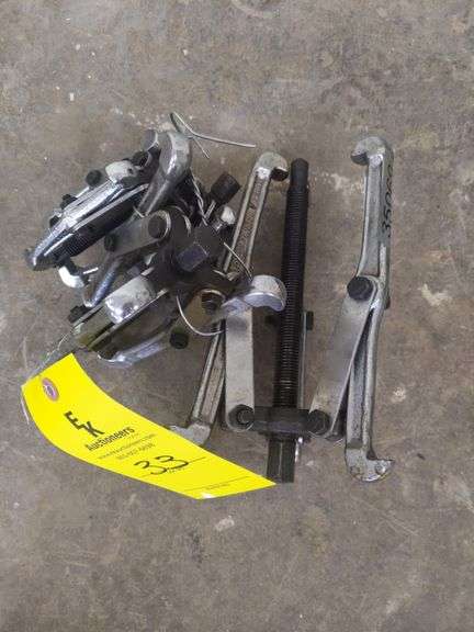 SET OF 4 PULLERS