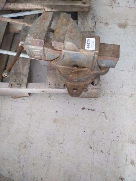 6" TABLE TOP VISE