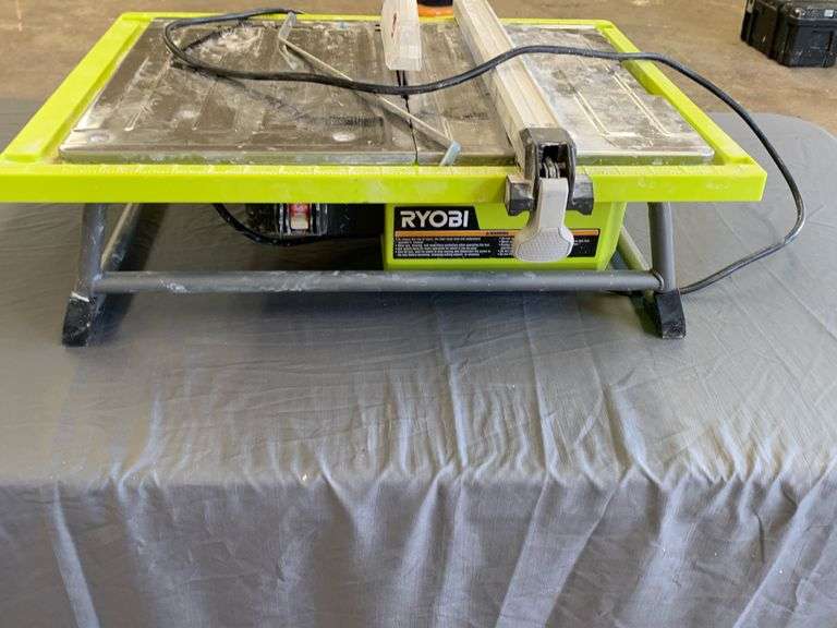 RYOBI TILE SAW