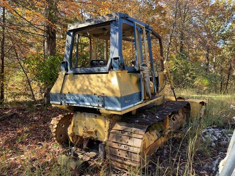 KOMATSU D41P-3 DOZER