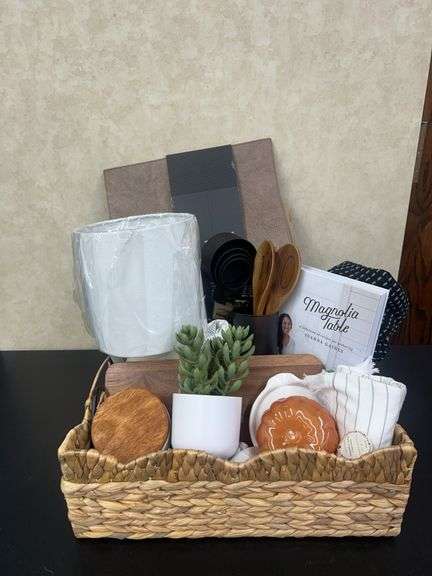 MAGNOLIA JOANNA GAINES KITCHEN BASKET