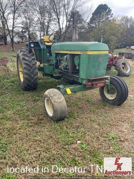 JOHN DEERE 4030