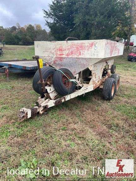 FERTILIZE SPREADER