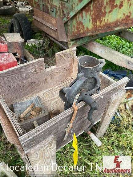 CORN SHELLER