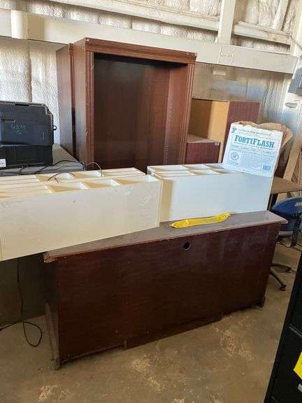 QTY (5) FILING CABINETS (2 DRAWER/4 DRAWER/5 DRAWER), (2) ROUND CONFERENCE TABLES, (2) EXECUTIVE DES