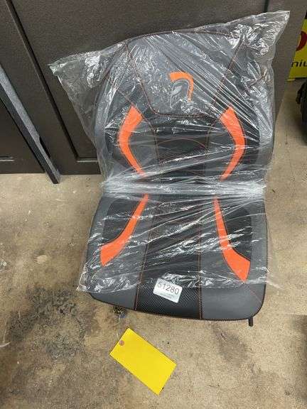 UNUSED SPARTAN ZERO TURN MOWER SEATS