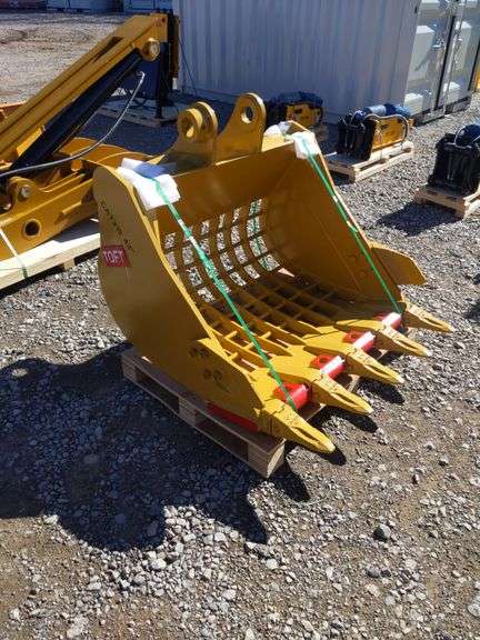 UNUSED 45" TOFT SIFTING/ROCK EXCAVATOR BUCKET